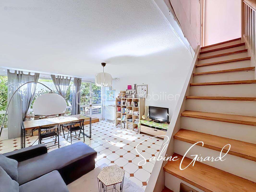 Grand duplex avec jardin privatif - photo 3