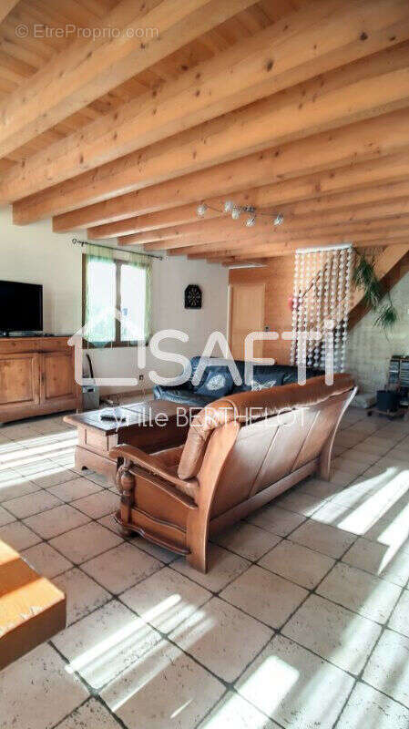 Photo 4 - Maison à FORMIGUERES