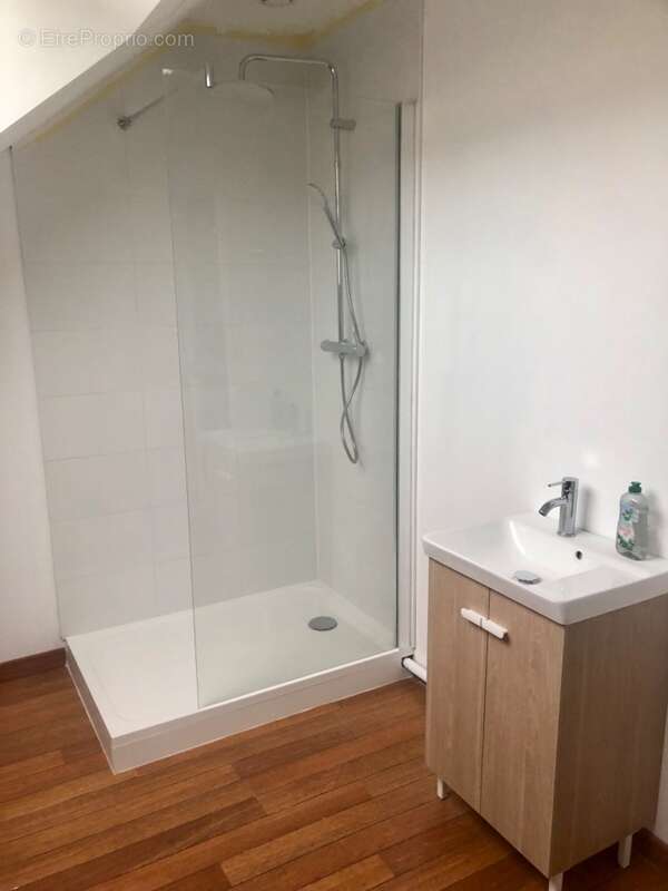 ***Le Havre-Marechal Joffre***idéal investisseur***Triplex de 158m², Dpe C, copropriété bénévole (43€ de charges/m) avec 5 chamb - photo 9