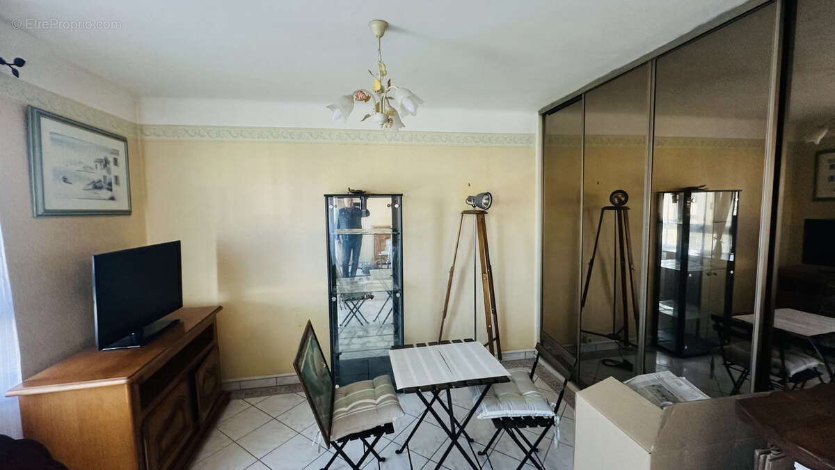 Appartement à MARSEILLE-11E
