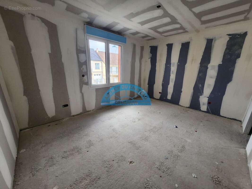 Maison à ORMESSON-SUR-MARNE