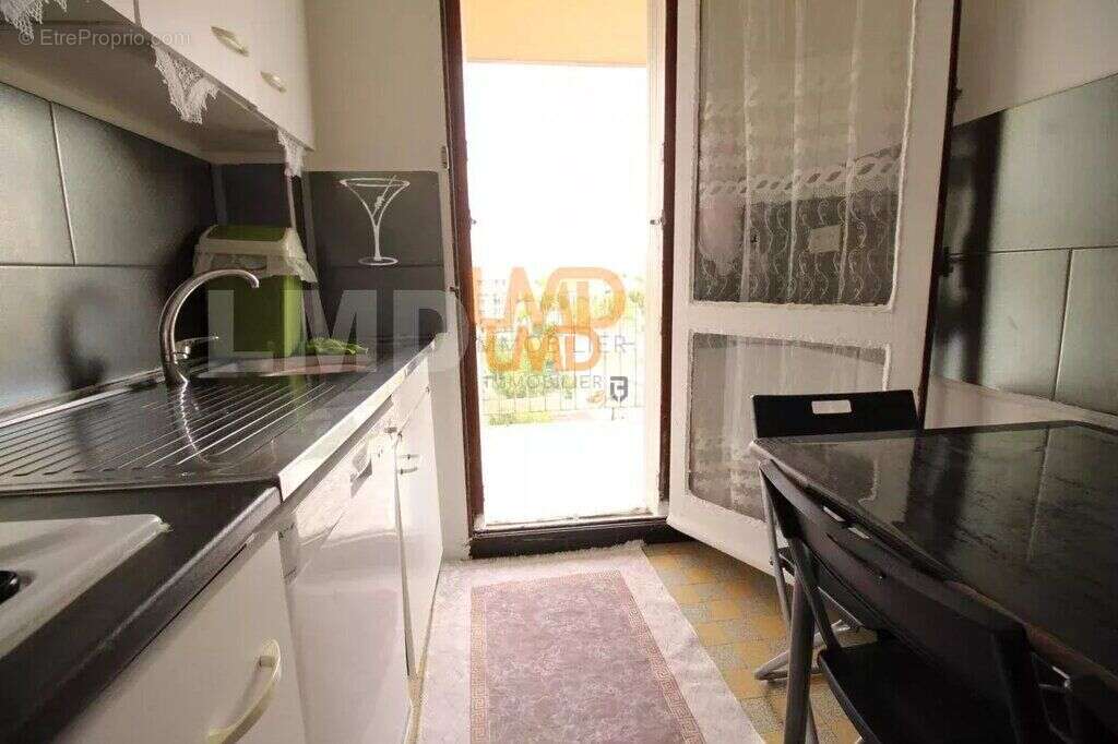 Appartement à MARSEILLE-13E