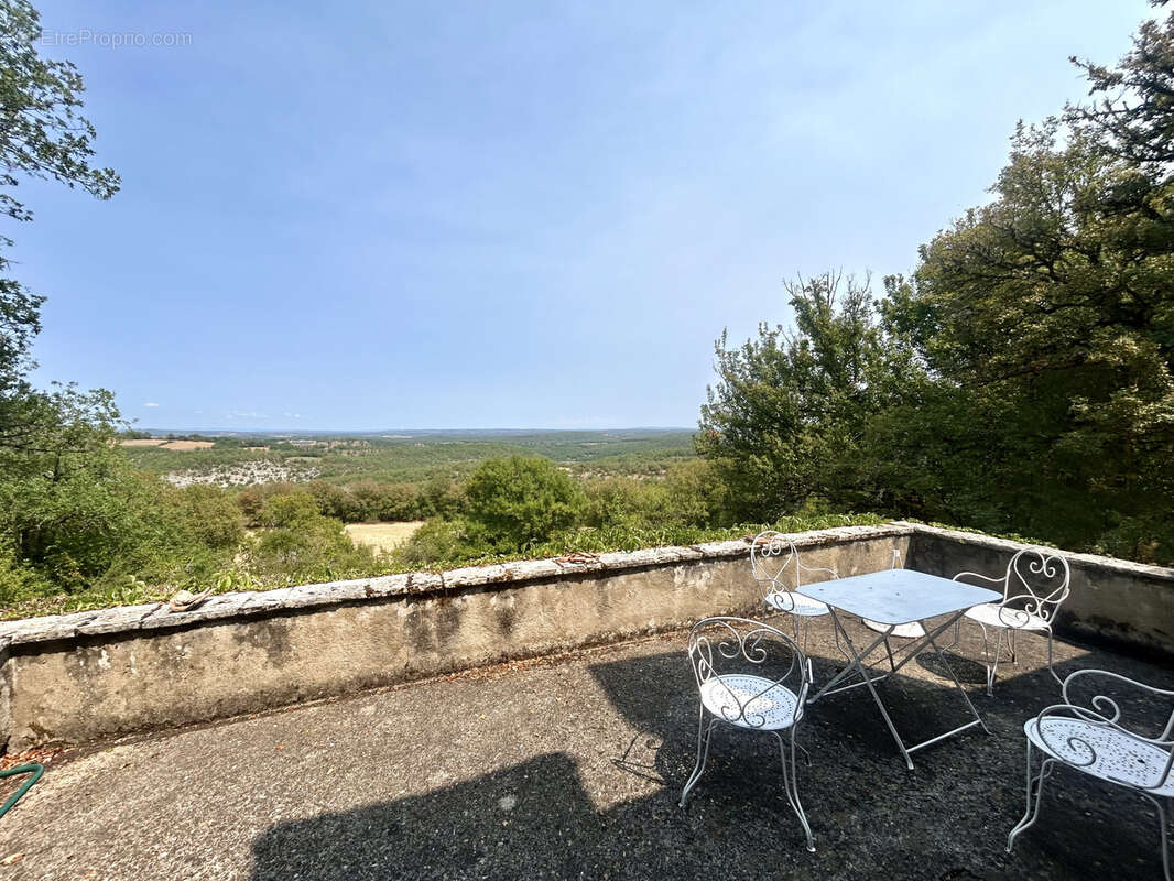 Superbe ensemble en pierre avec une vue exceptionnelle - photo 2