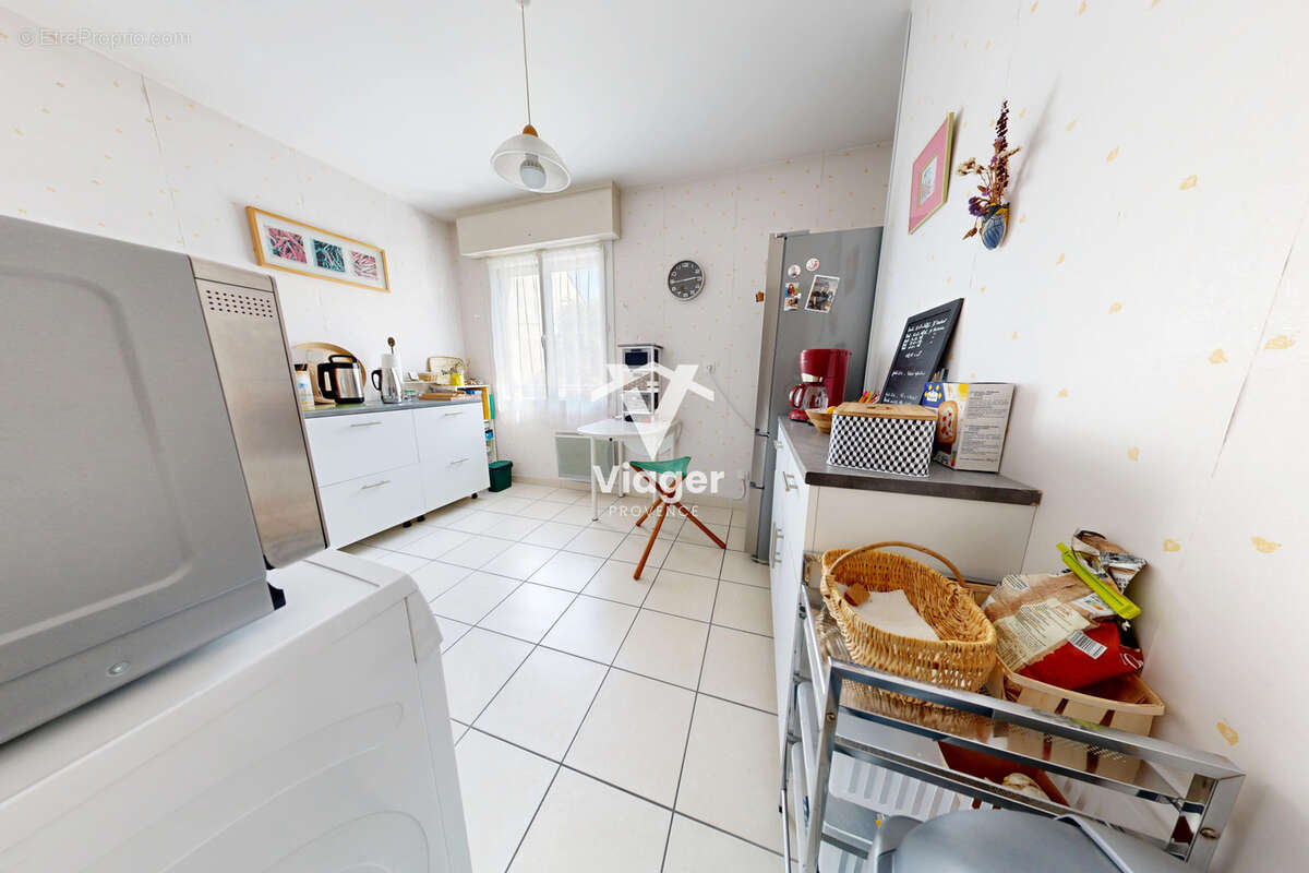 Viager libre loué à Angers - T2 59,60 m2 avec balcon et garage - photo 6