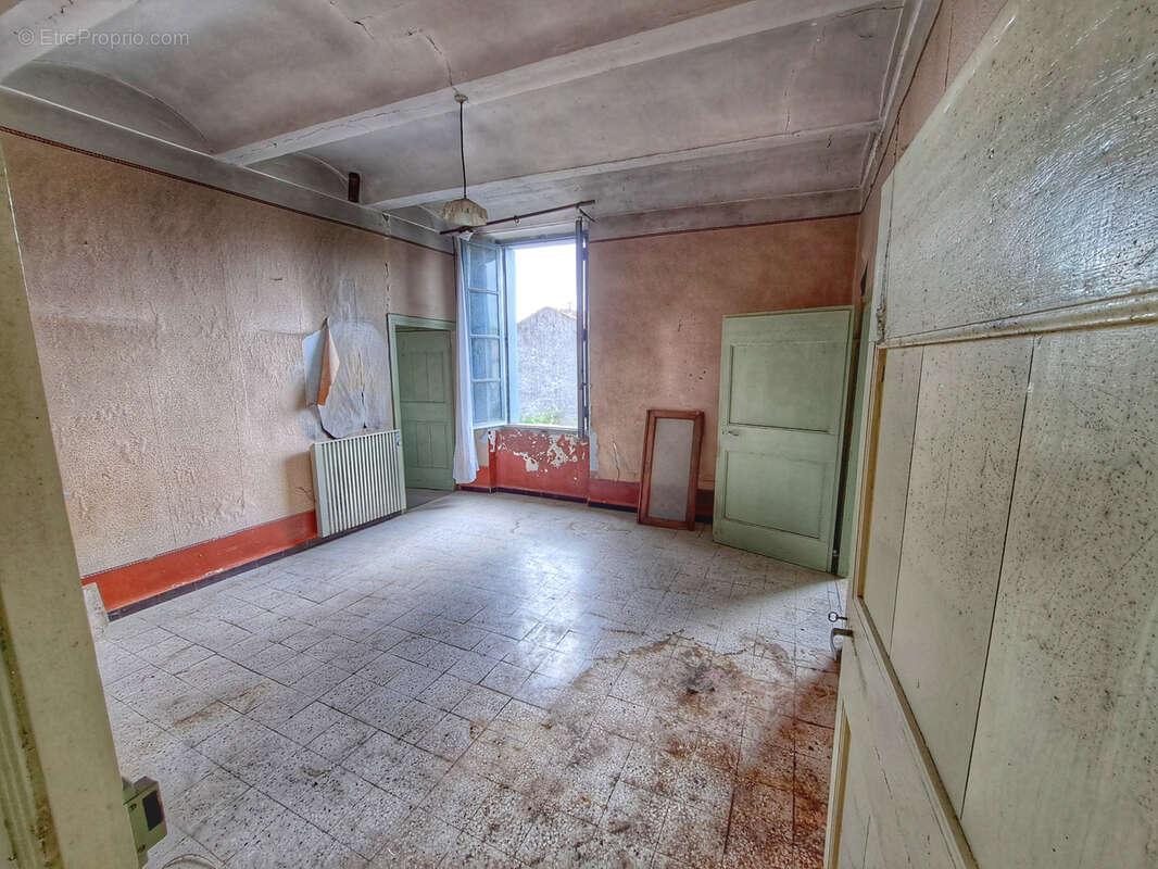 Maison à SAINT-BAUZILLE-DE-PUTOIS