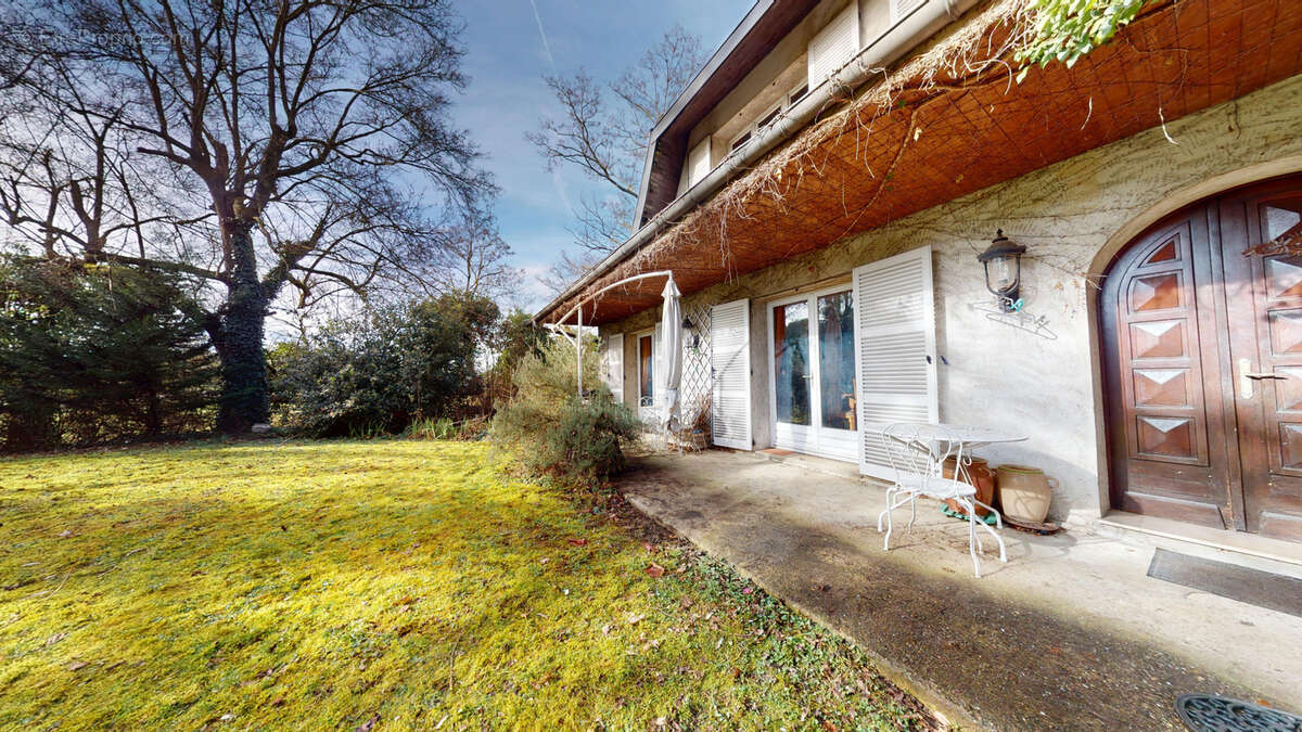 Maison à CHEVIGNY-SAINT-SAUVEUR