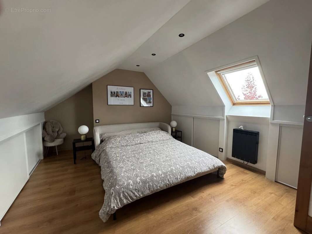 Maison à NEUVILLE-EN-FERRAIN