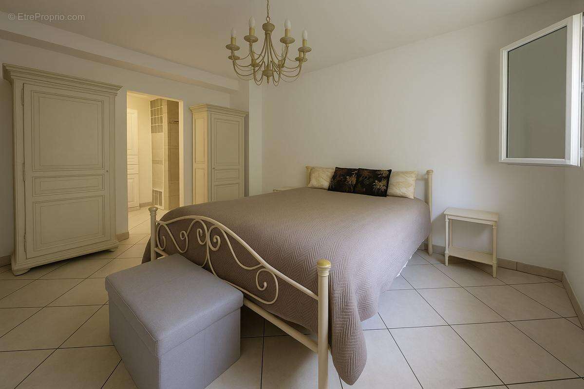 Maison à FONTANIL-CORNILLON