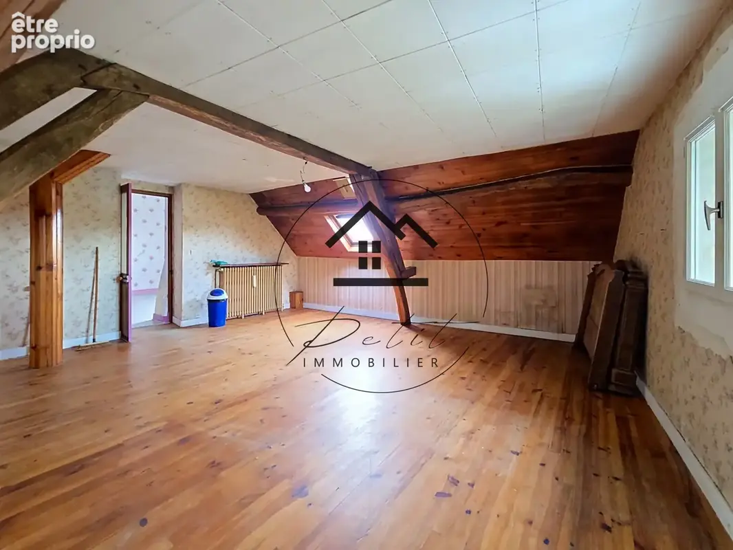 Maison 5 chambres, jardin 598 m2, garage et dépendances - ANGY - photo 11