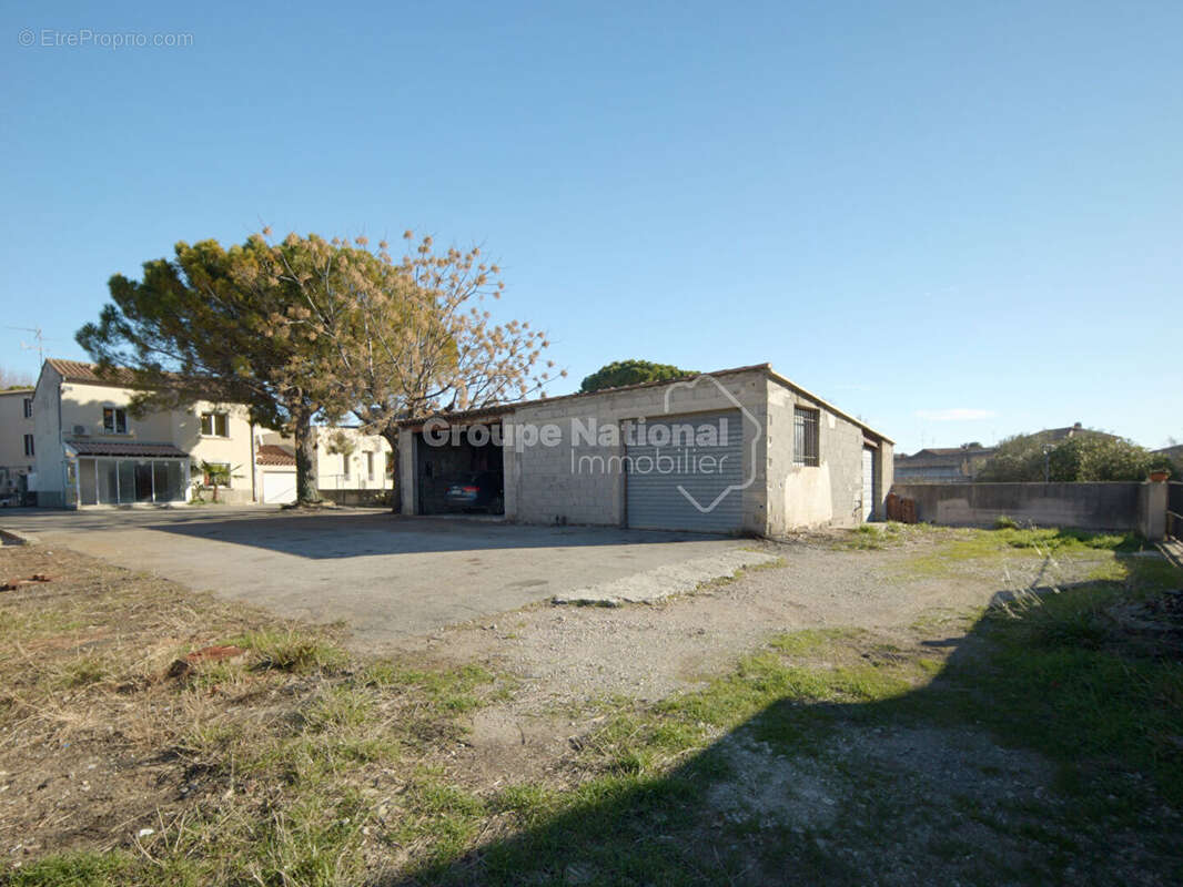 Centre ville LUNEL - terrain à bâtir  468 m2 - photo 3