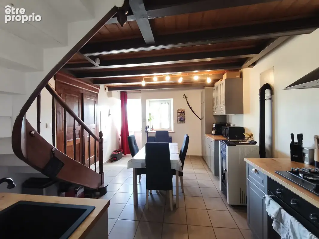 maison de 80m2 environ avec vue dégagée et garage - photo 4