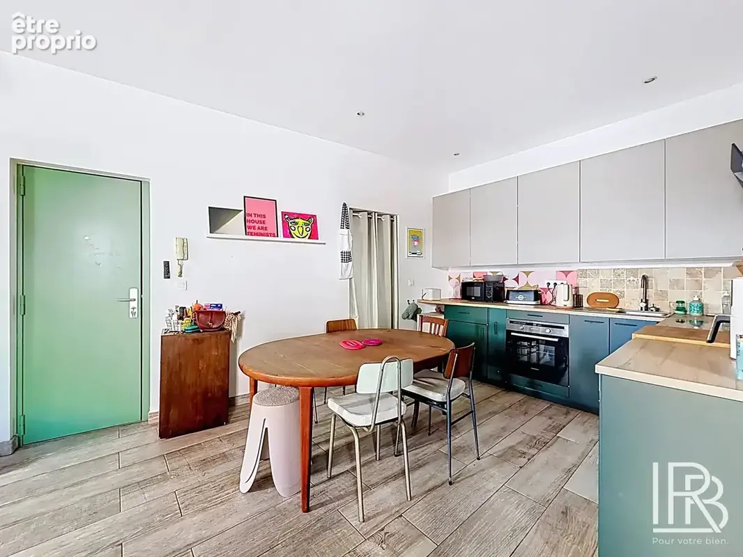 À vendre – endoume – appartement familial 4 chambres avec souplex aménagé - photo 4
