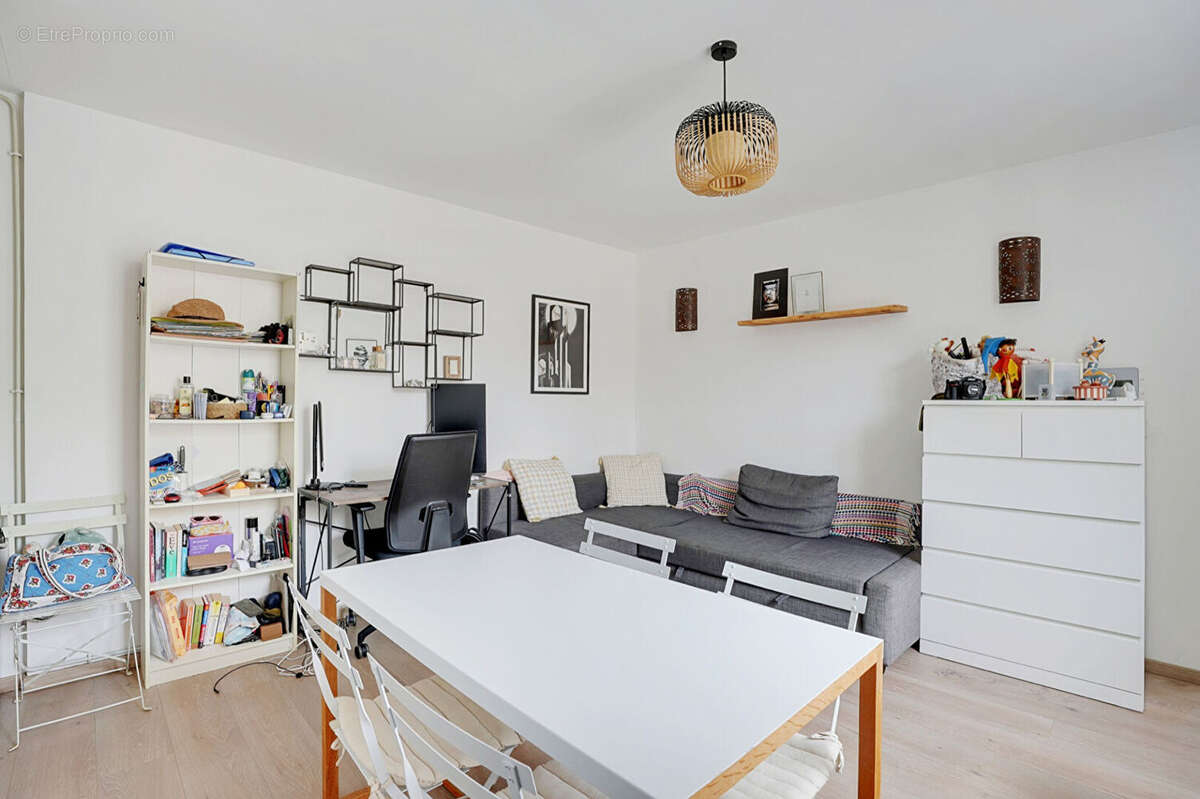 Appartement à PARIS-11E