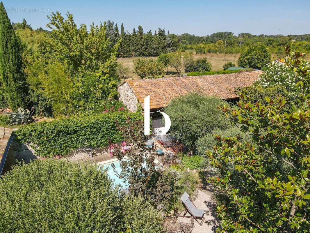 Maison à VEZENOBRES