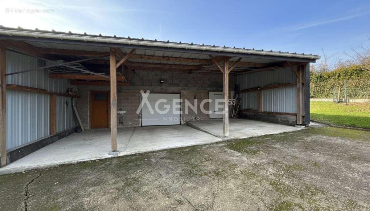 Maison à EPERLECQUES