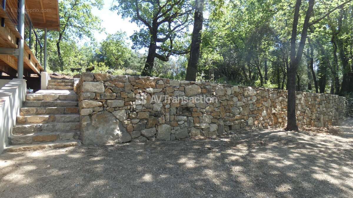 Maison à MONOBLET