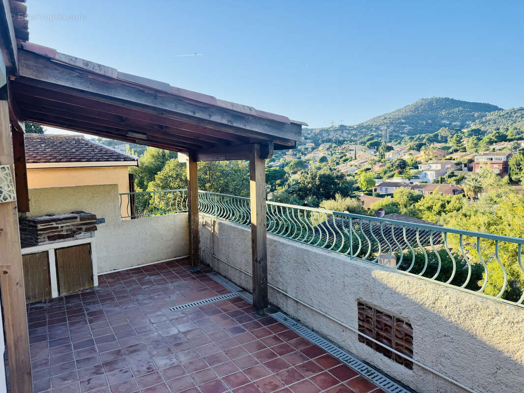 Maison à BORMES-LES-MIMOSAS