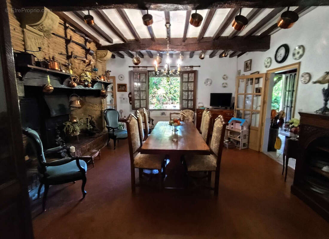 Maison à GEE-RIVIERE