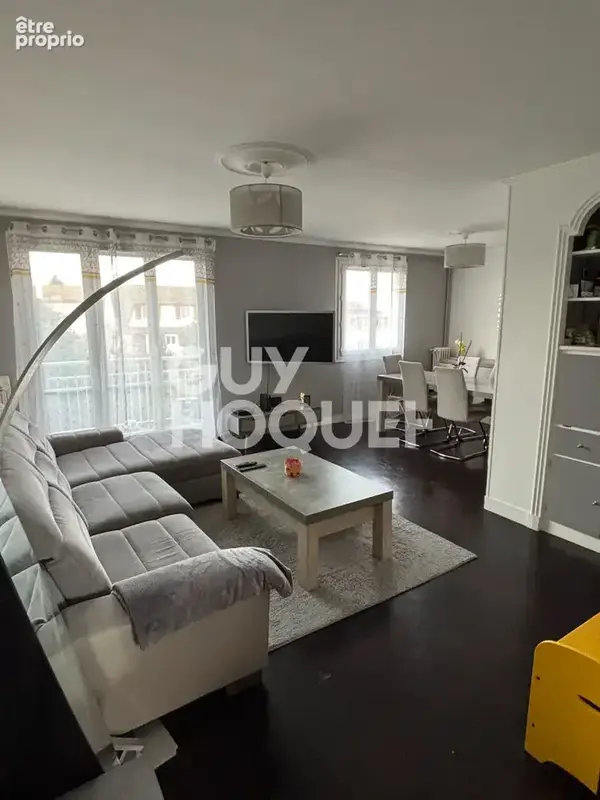 Appartement à LE PERREUX-SUR-MARNE