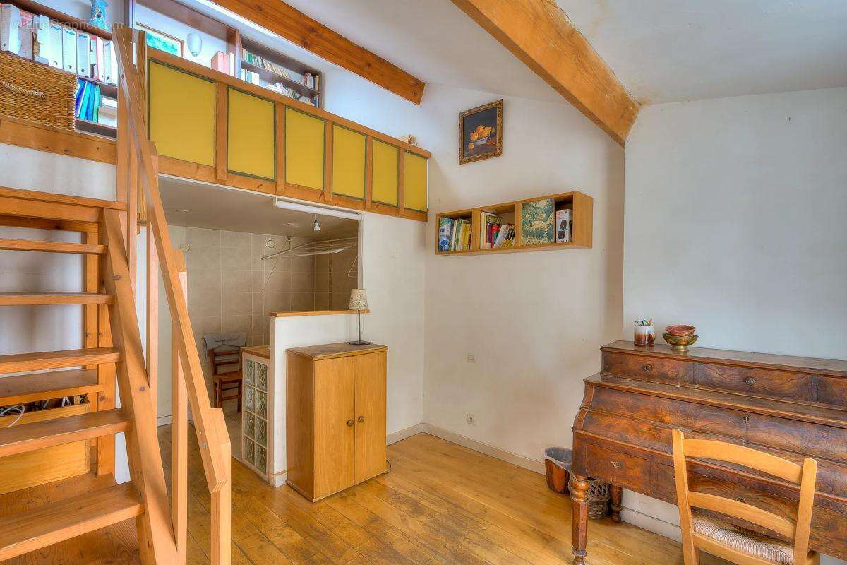 Appartement à PUTEAUX