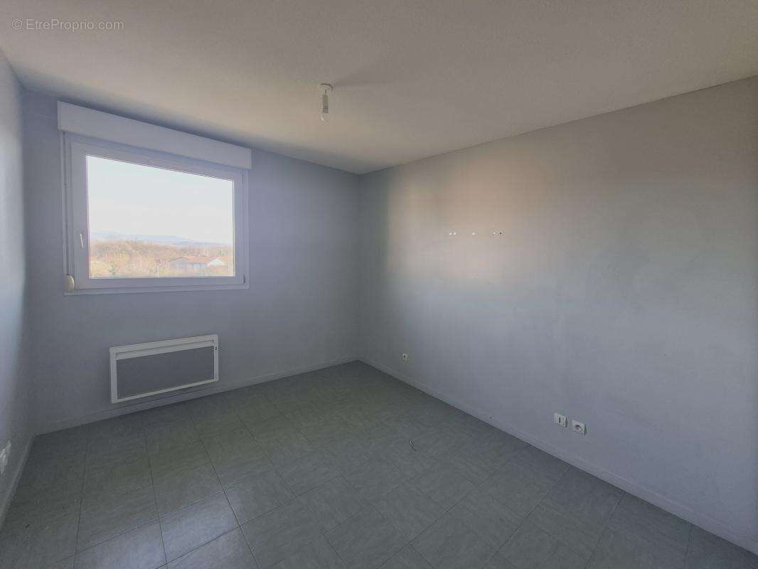 Appartement à VILLEFONTAINE