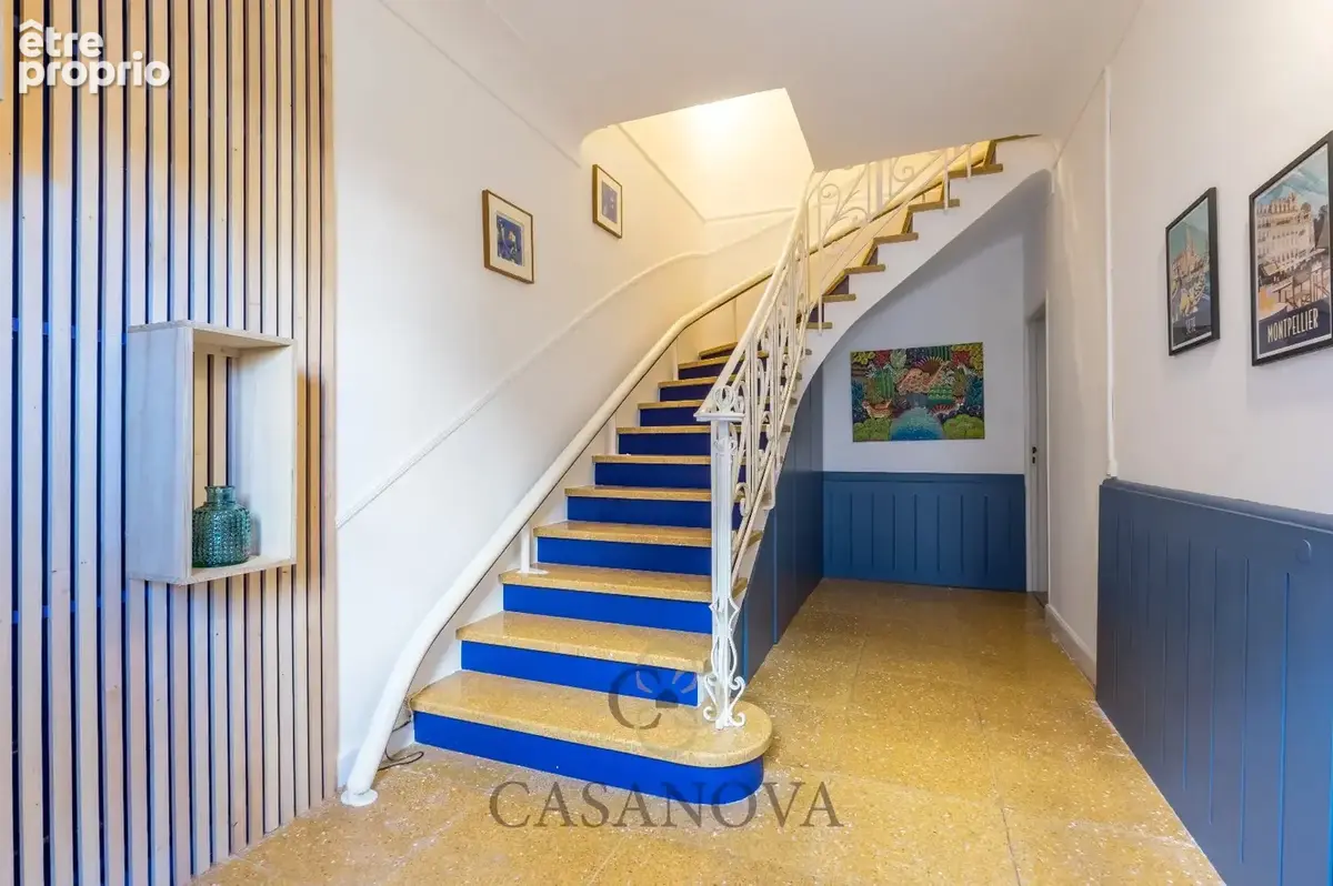 Elégante maison de ville avec jardin secret en plein coeur de Sète - photo 8