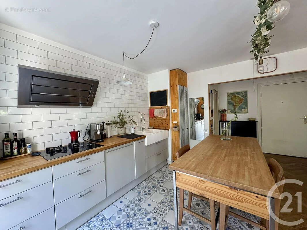 Appartement à VILLEURBANNE
