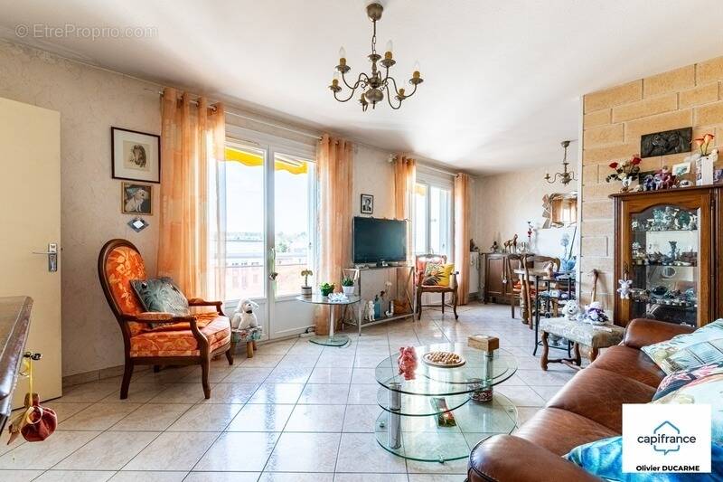 Appartement à FONTAINE-LES-DIJON