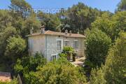 Maison à LA ROQUETTE-SUR-SIAGNE