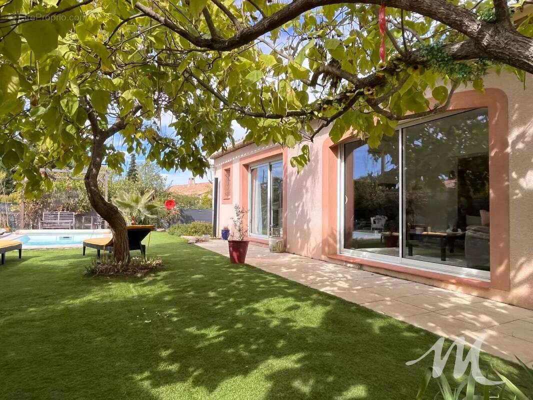 Maison à SAINT-MAXIMIN-LA-SAINTE-BAUME