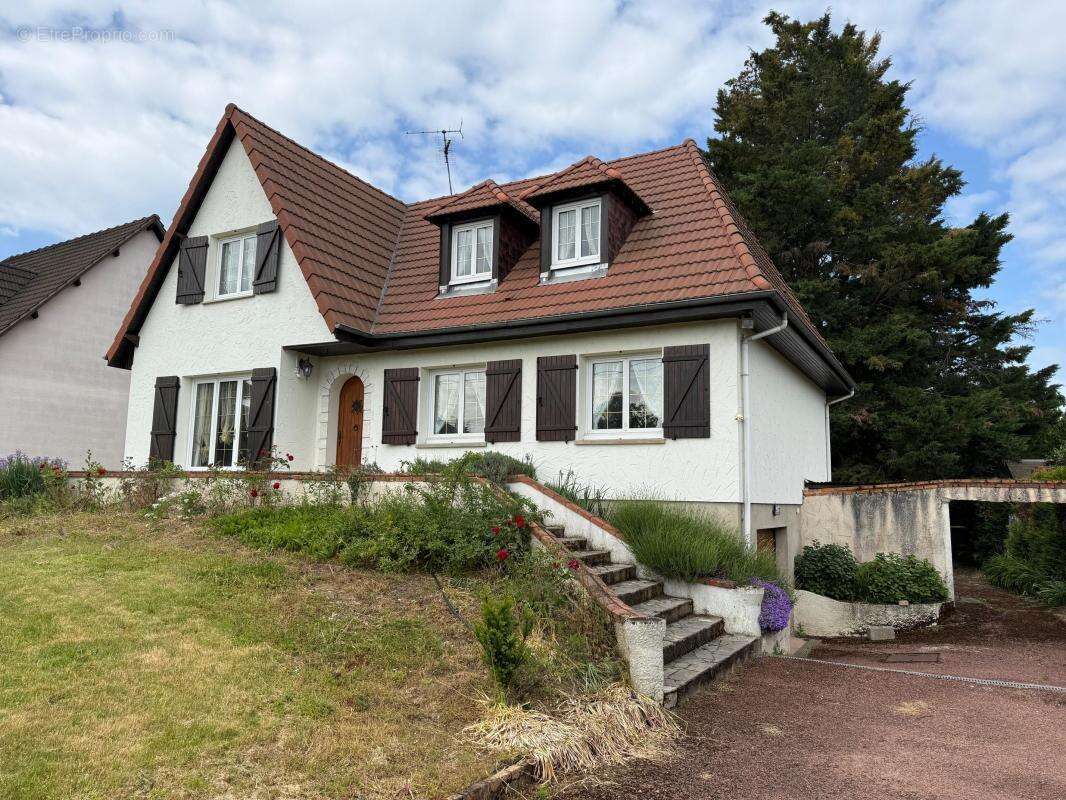 Maison à SAINT-DENIS-EN-VAL