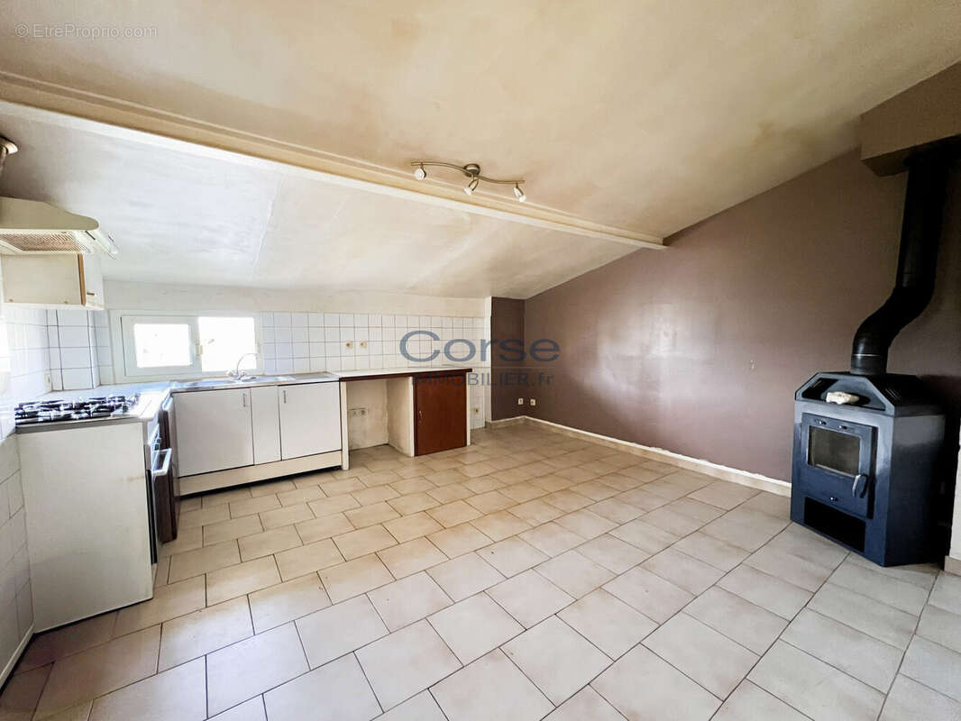 Maison à BASTELICACCIA