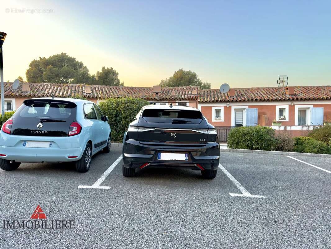 Appartement à COGOLIN