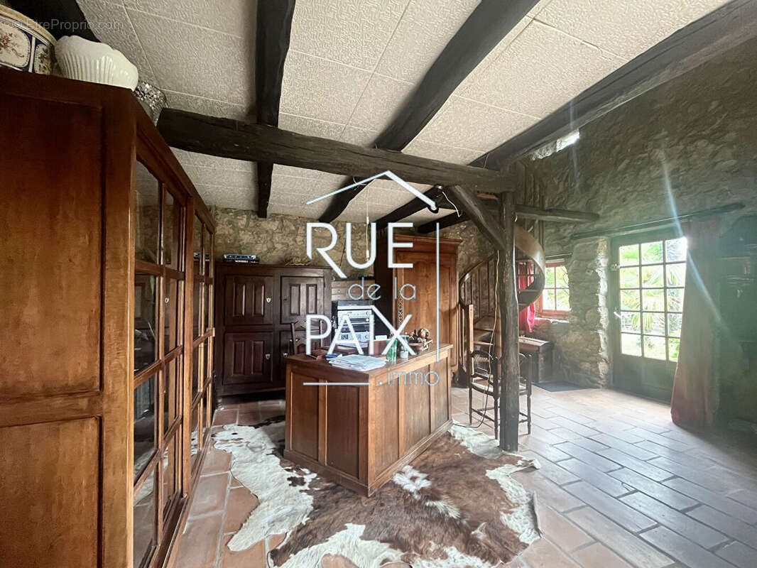 Maison à AZAY-SUR-THOUET