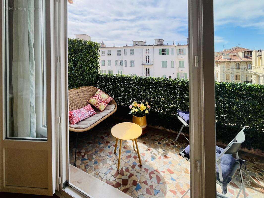 Appartement à NICE