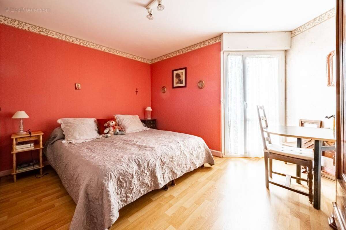 Appartement à TALANT