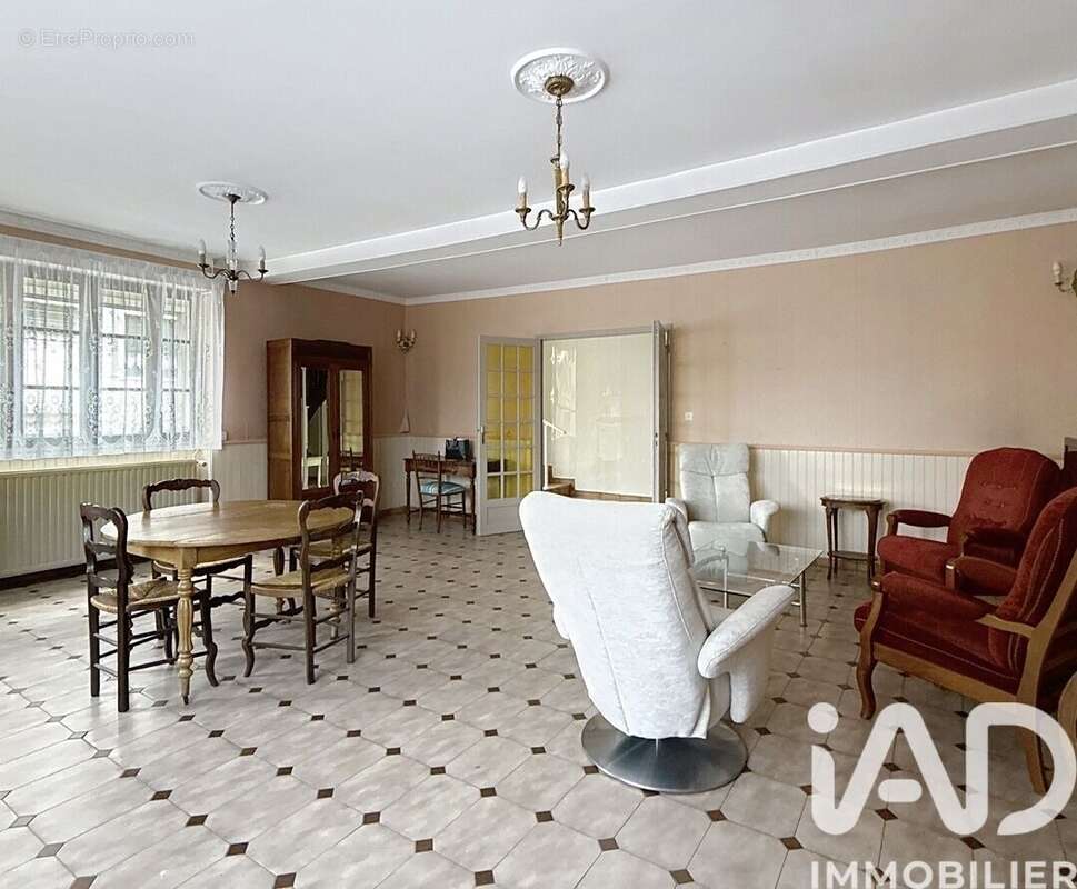 Photo 2 - Maison à EPERNAY