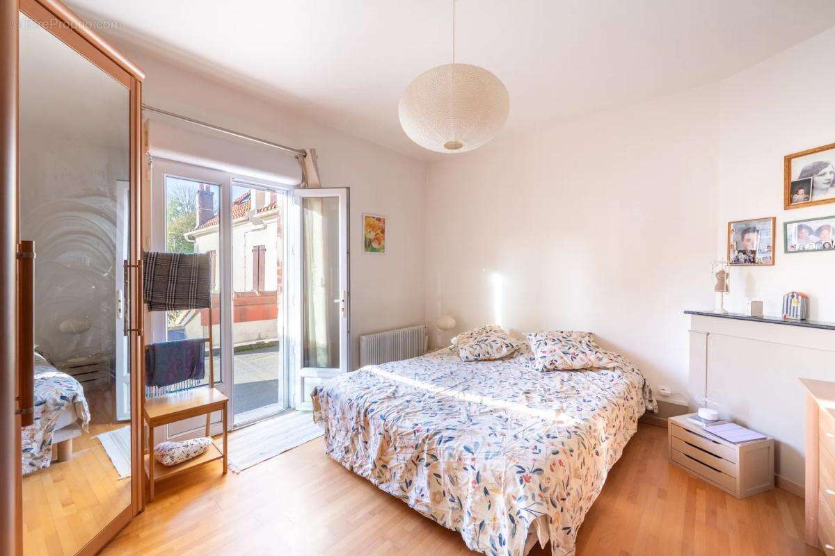 Maison à MONTLIGNON