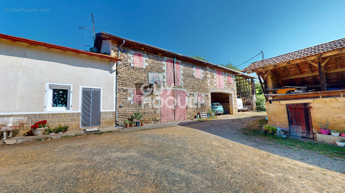 Maison à HAGETMAU