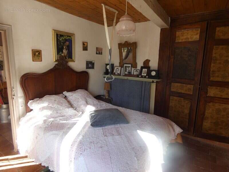 Maison à LAGARDE-HACHAN