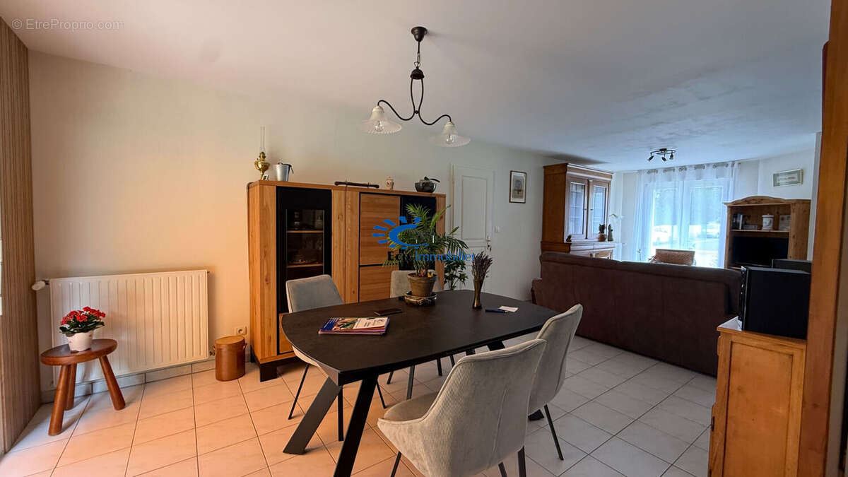 Maison à PERIGNY