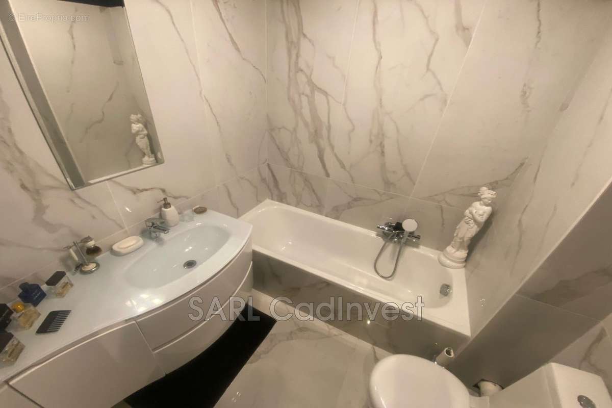 Appartement à MANDELIEU-LA-NAPOULE