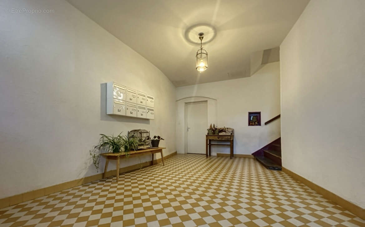 Appartement à ALLASSAC