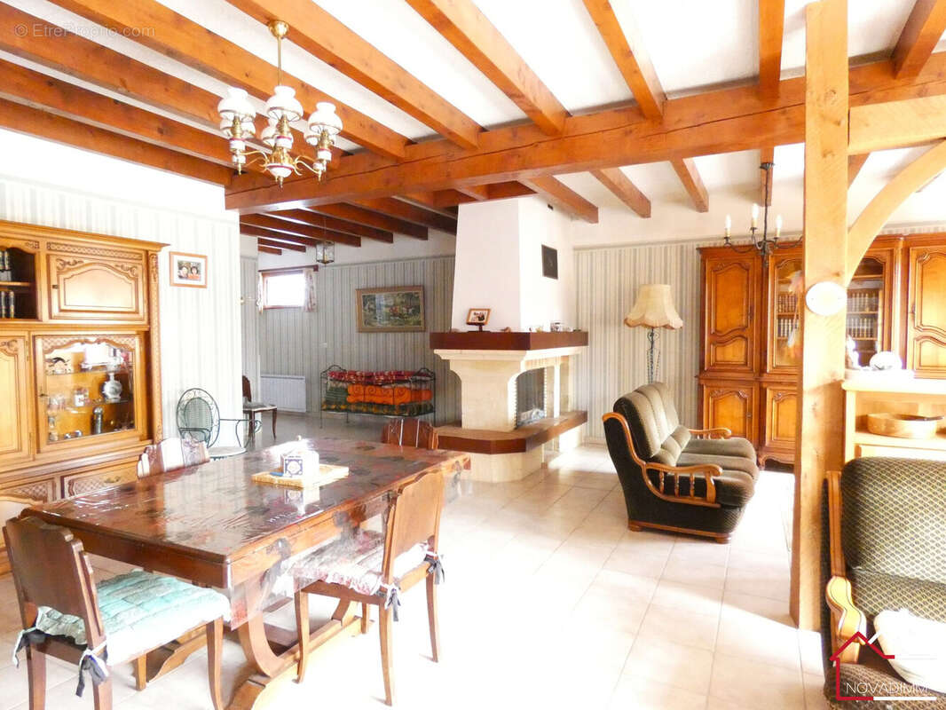 Maison à SAINT-PRIVAT-DES-PRES