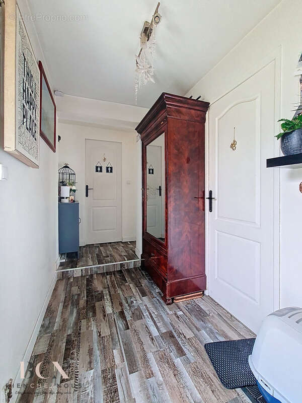 Appartement à MAFFLIERS