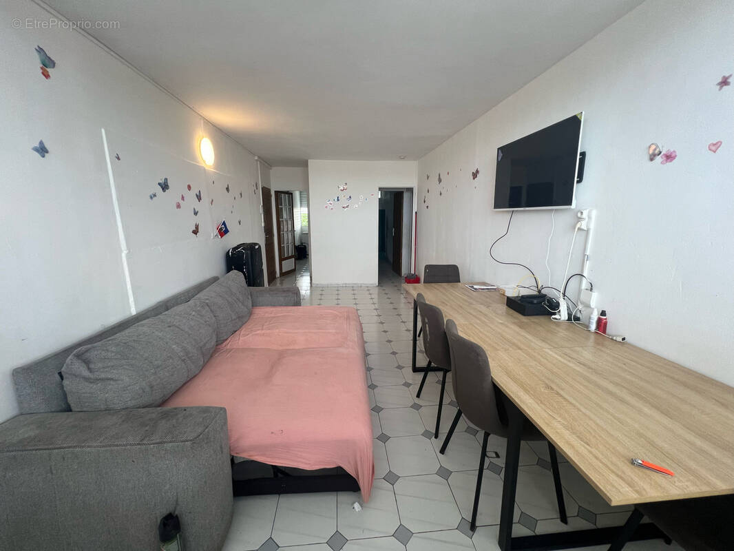 Appartement à LES ABYMES