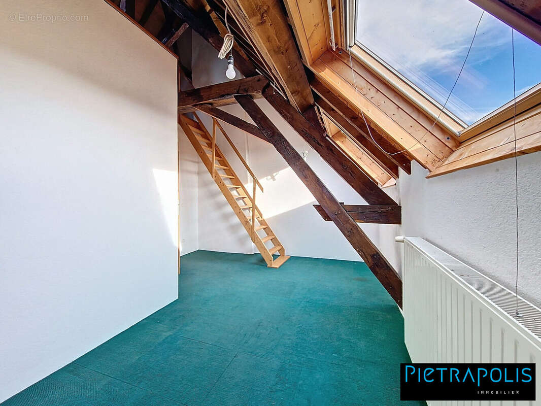 Maison à LA CLAYETTE