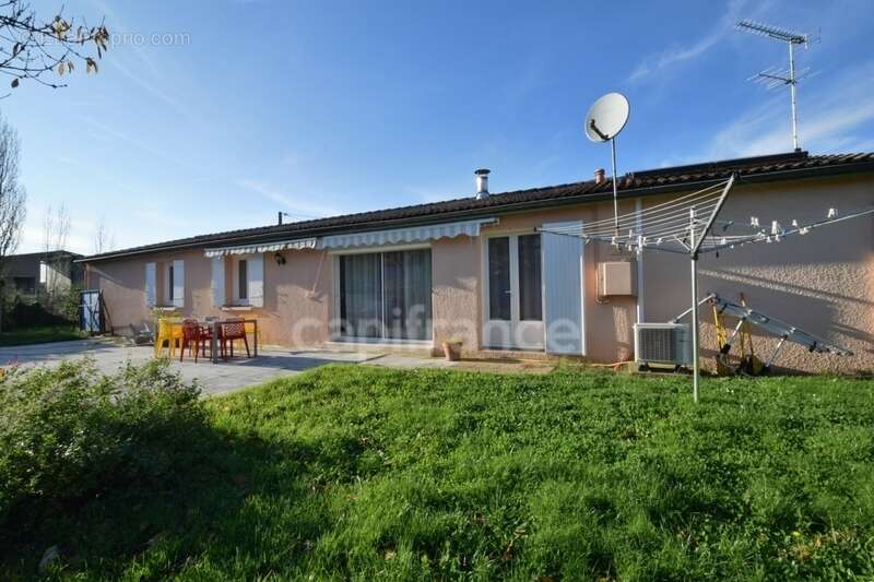 Maison à SAINTE-BAZEILLE