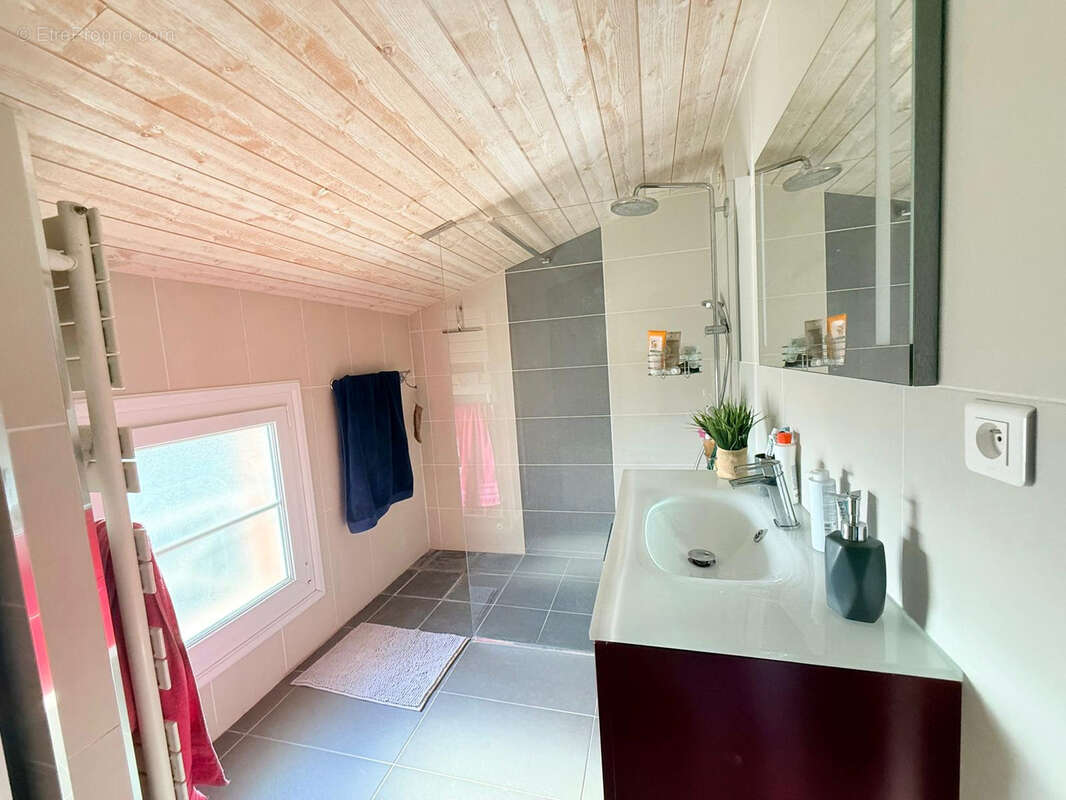 Maison à LABARTHE-SUR-LEZE