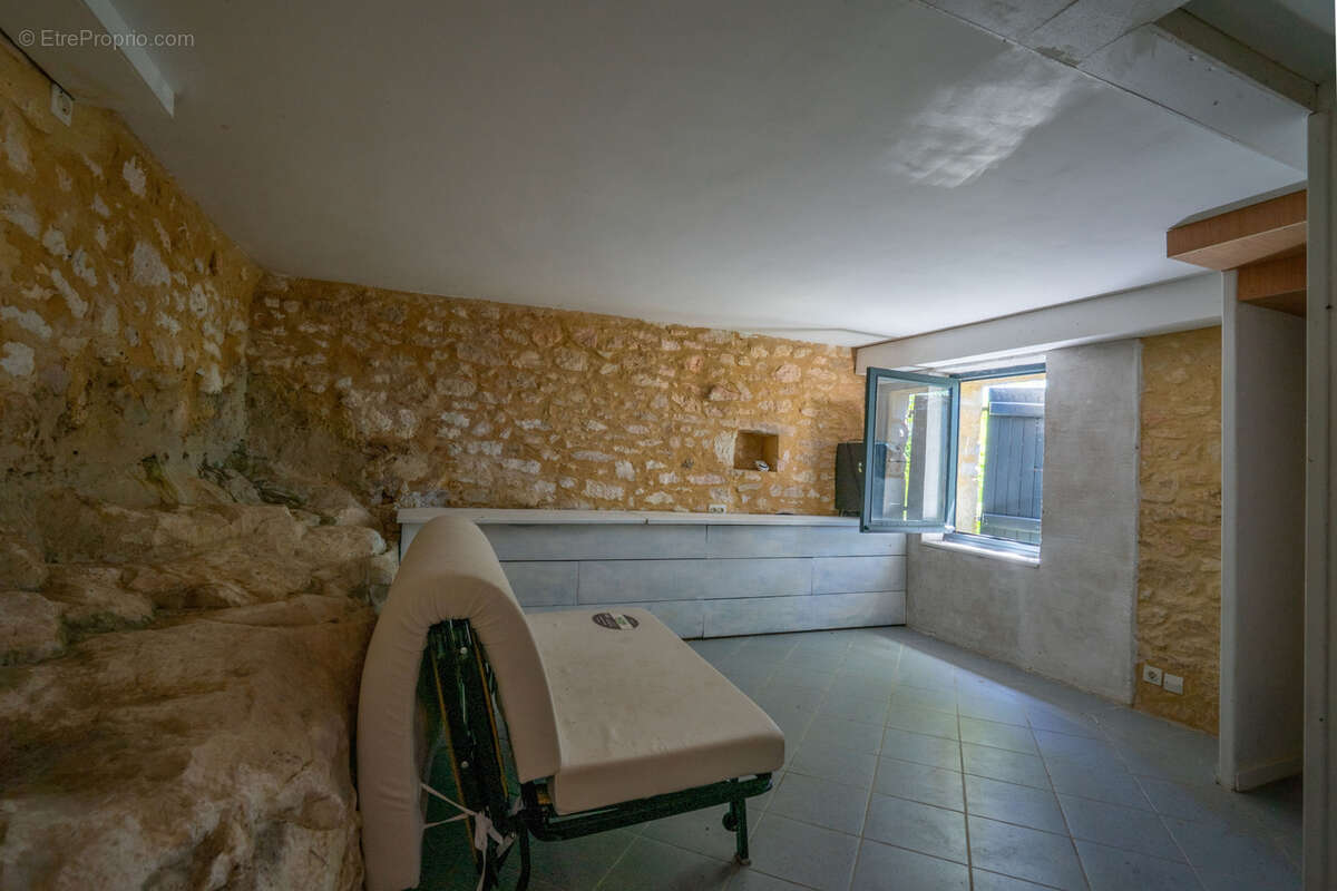 Maison à MONTCUQ